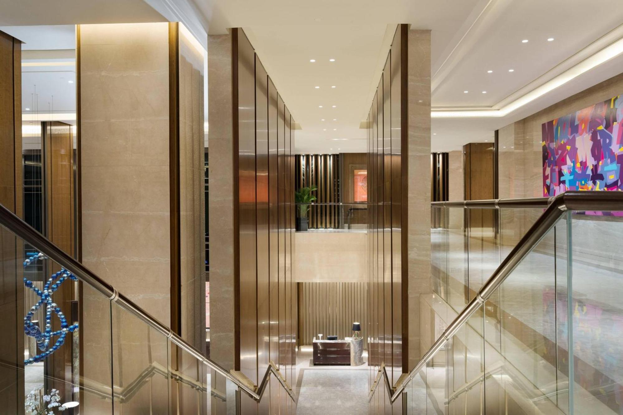 Sheraton Grand Jakarta Gandaria City Hotel מראה חיצוני תמונה