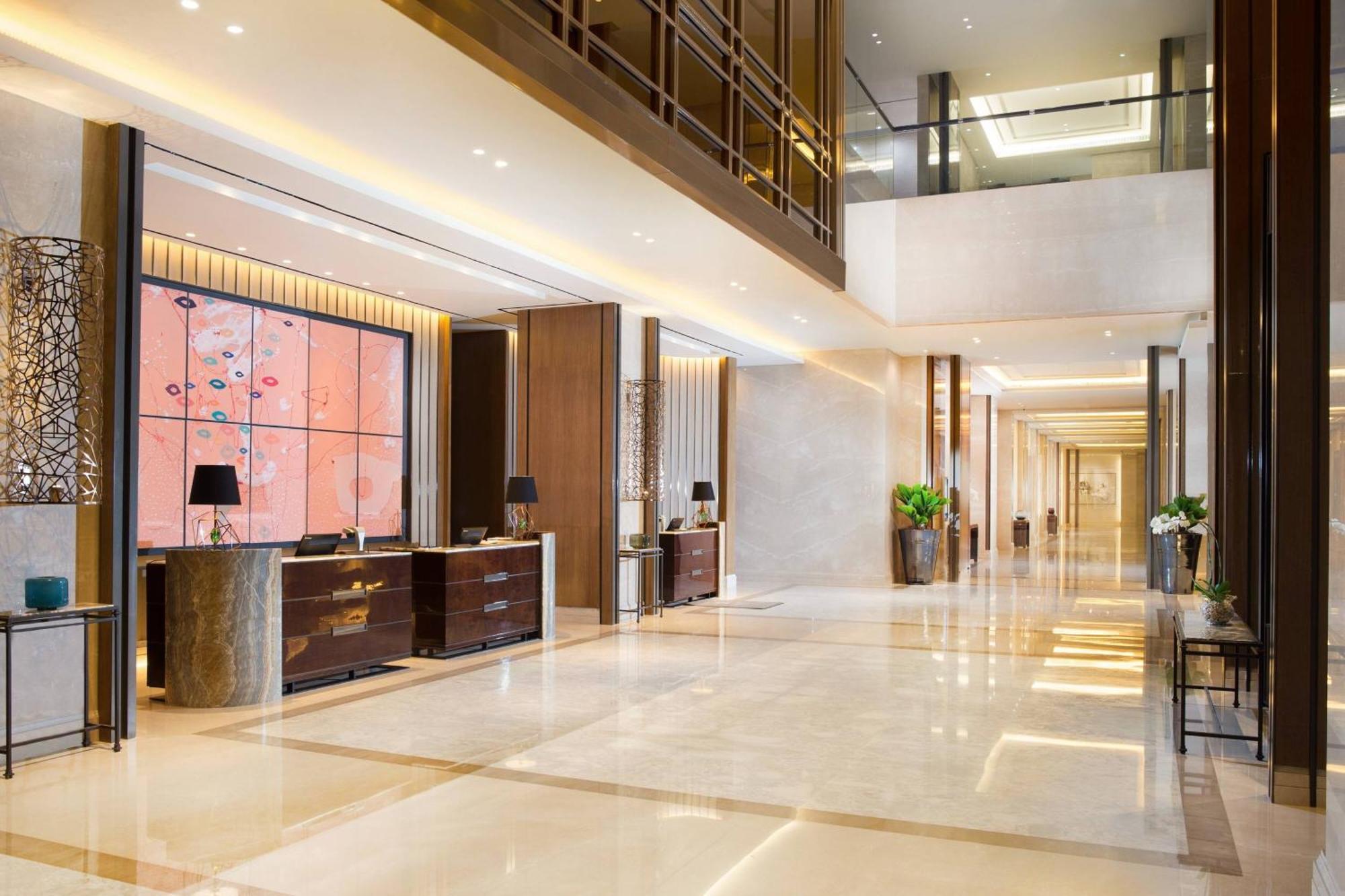 Sheraton Grand Jakarta Gandaria City Hotel מראה חיצוני תמונה