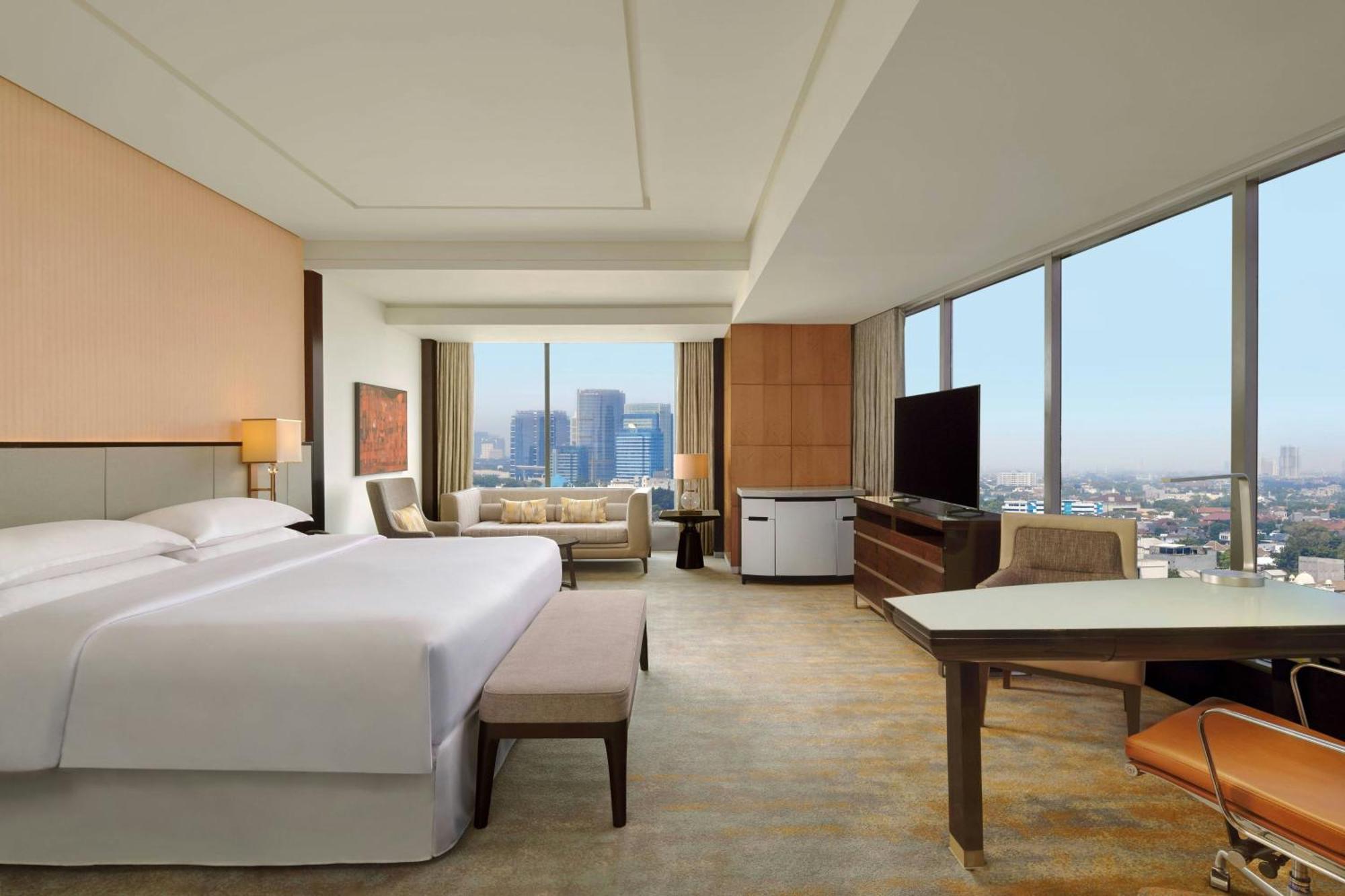 Sheraton Grand Jakarta Gandaria City Hotel מראה חיצוני תמונה